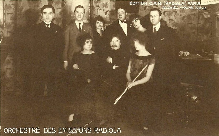 [IL Y A CENT ANS] Radiola, première radio privée française, débute ses émissions